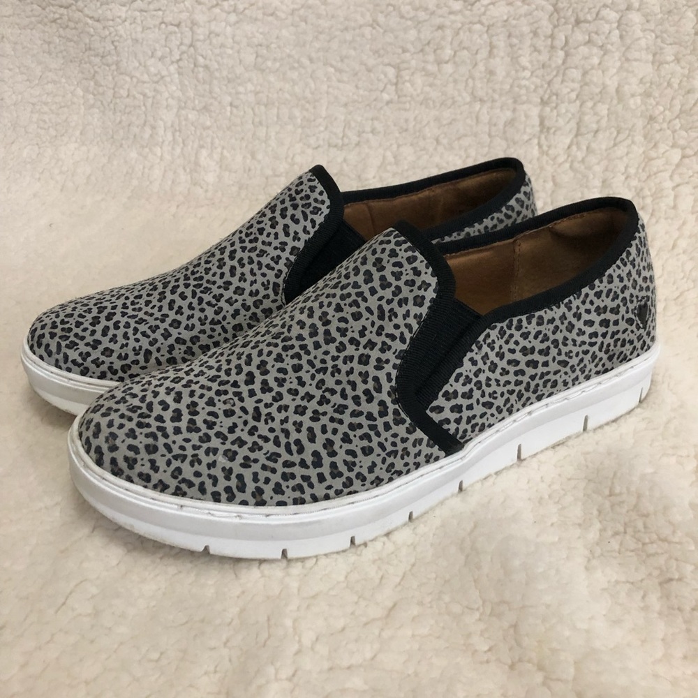 Nurse mates Adela Grey Leopard Slip On Shoes Slip Resistant Size 9.5